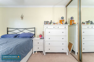 Bedroom- click for photo gallery